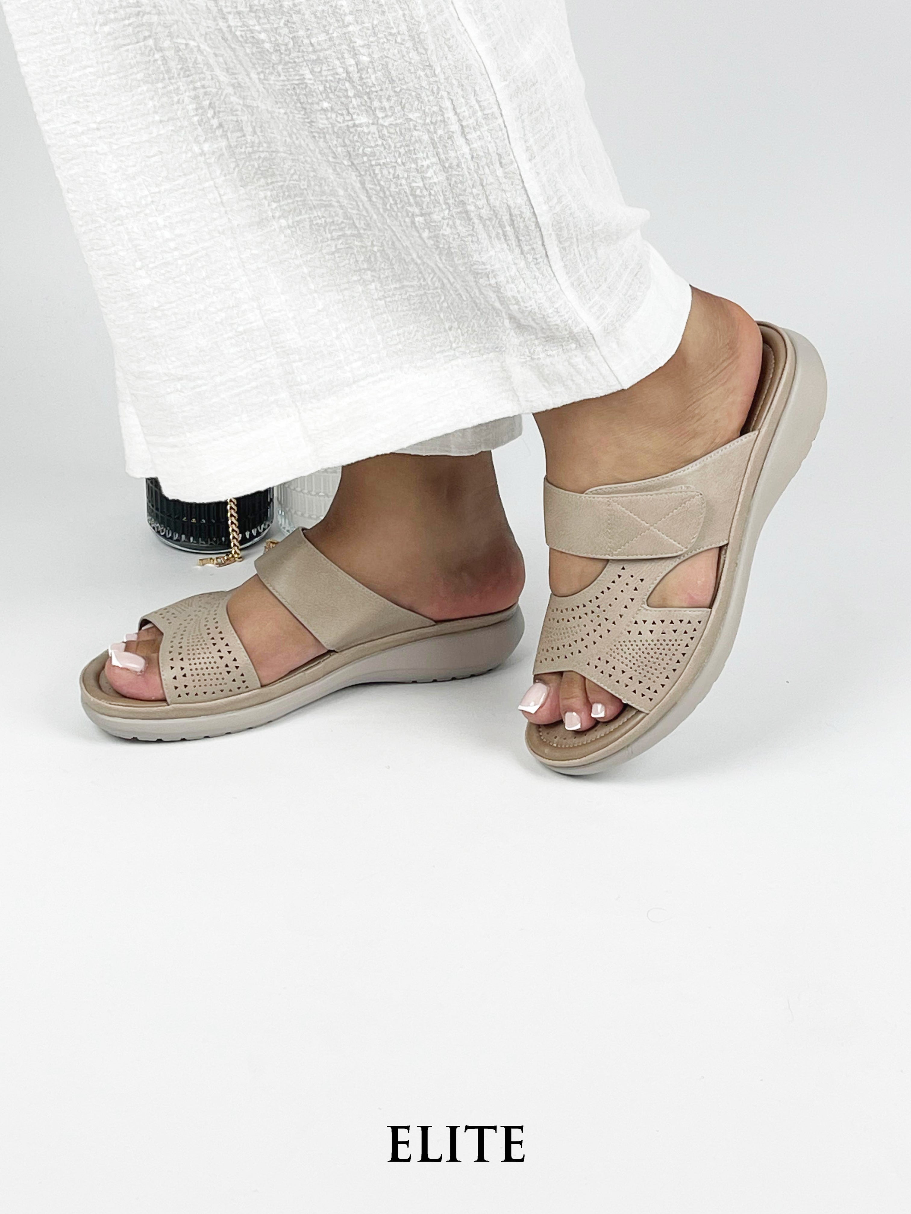 SANDALE