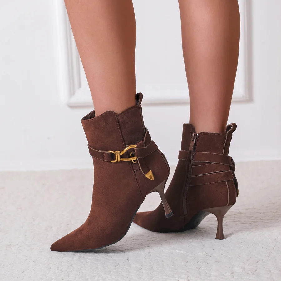 BOTTINES A TALON DAIM