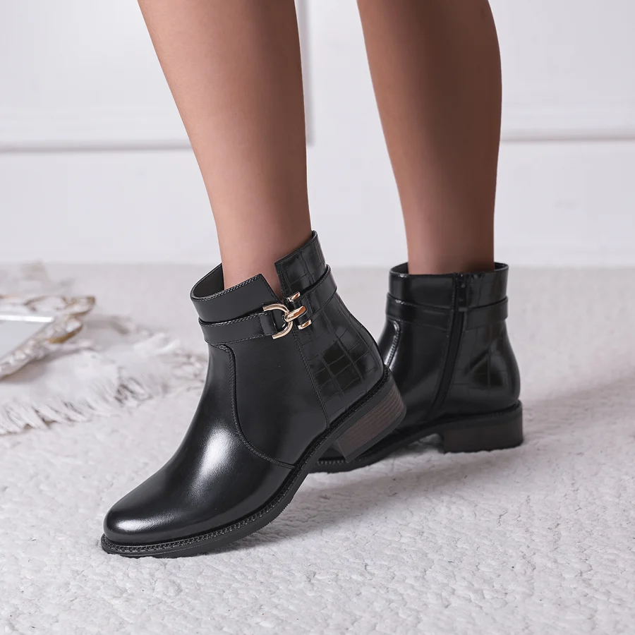 BOTTINES