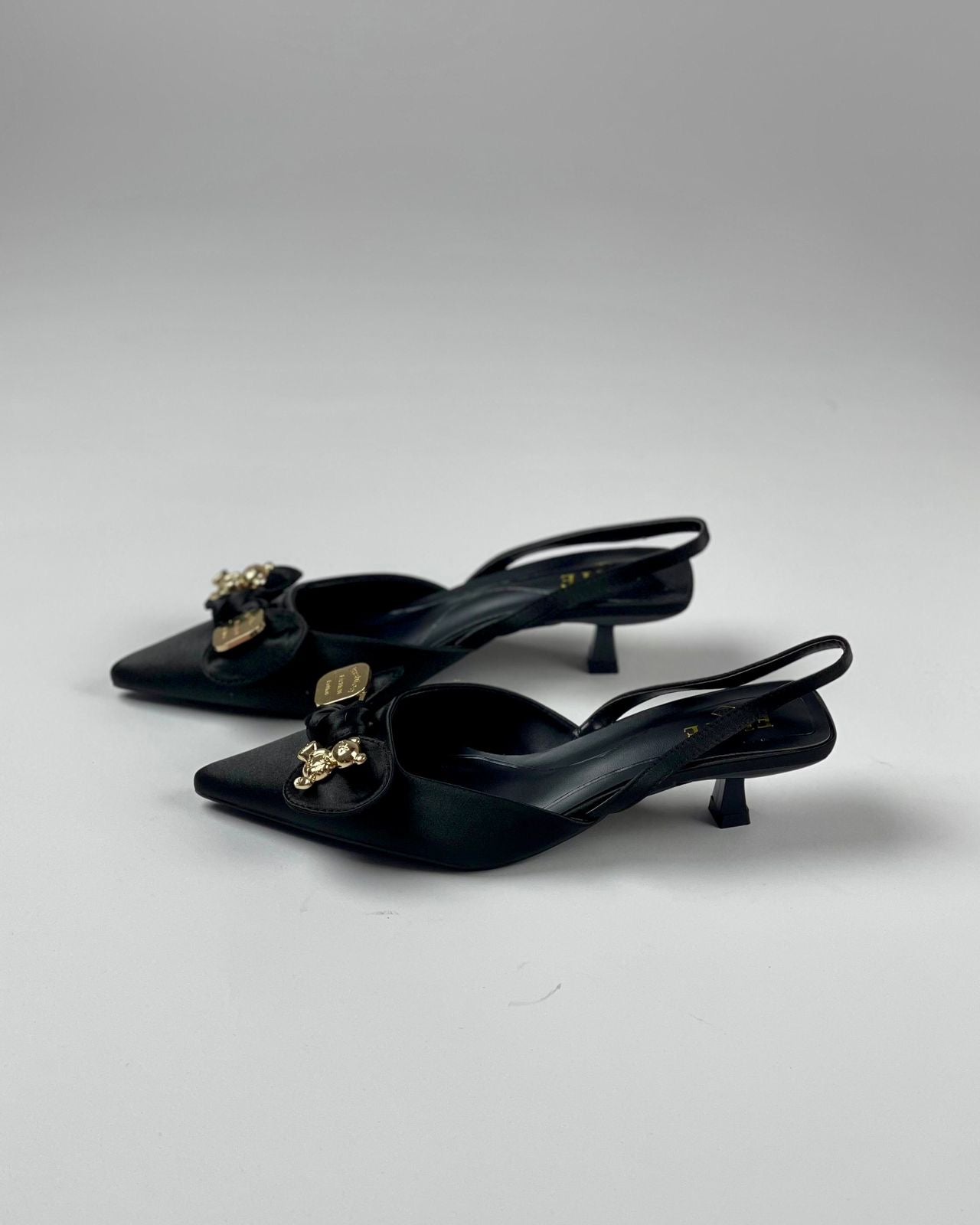 ESCARPIN A PETIT TALON