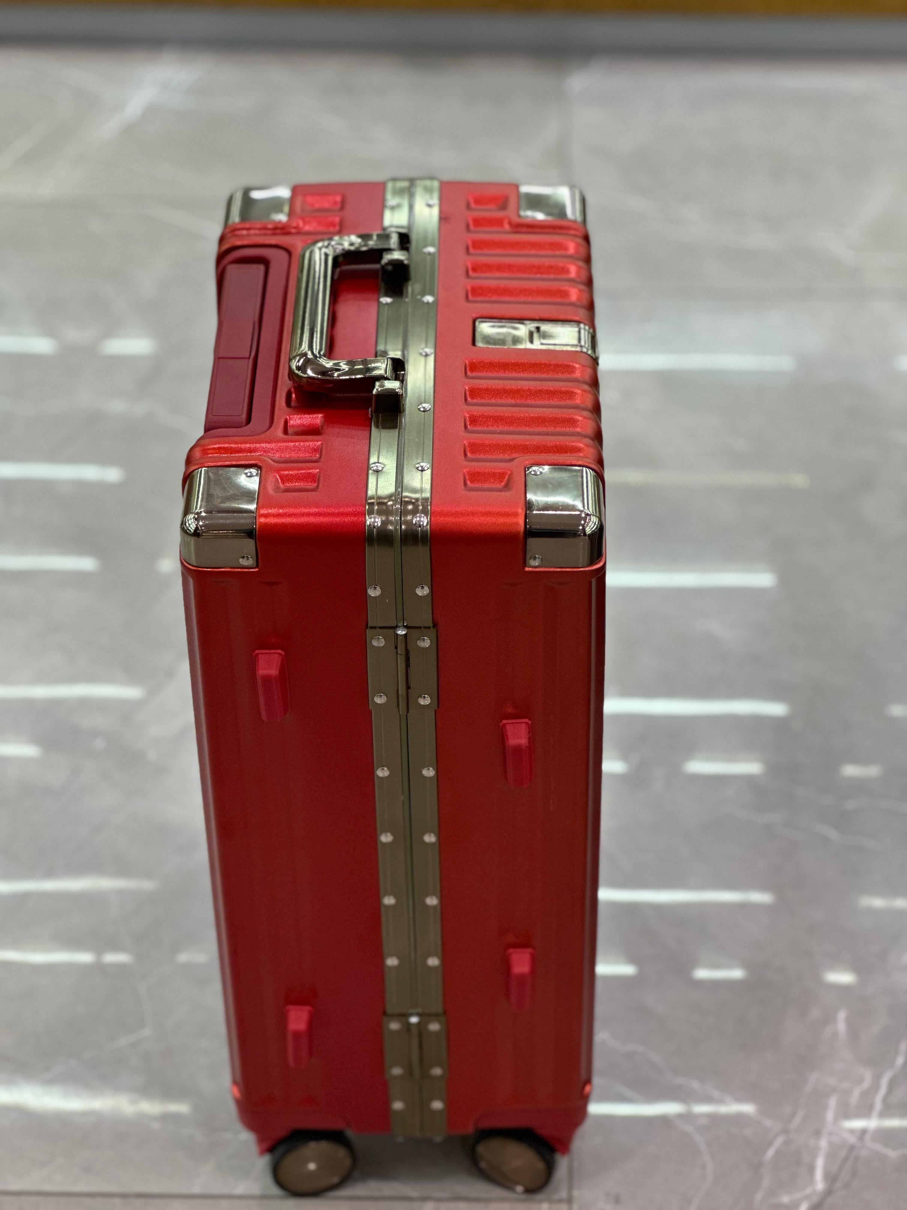 VALISE DE VOYAGE DE LUXE