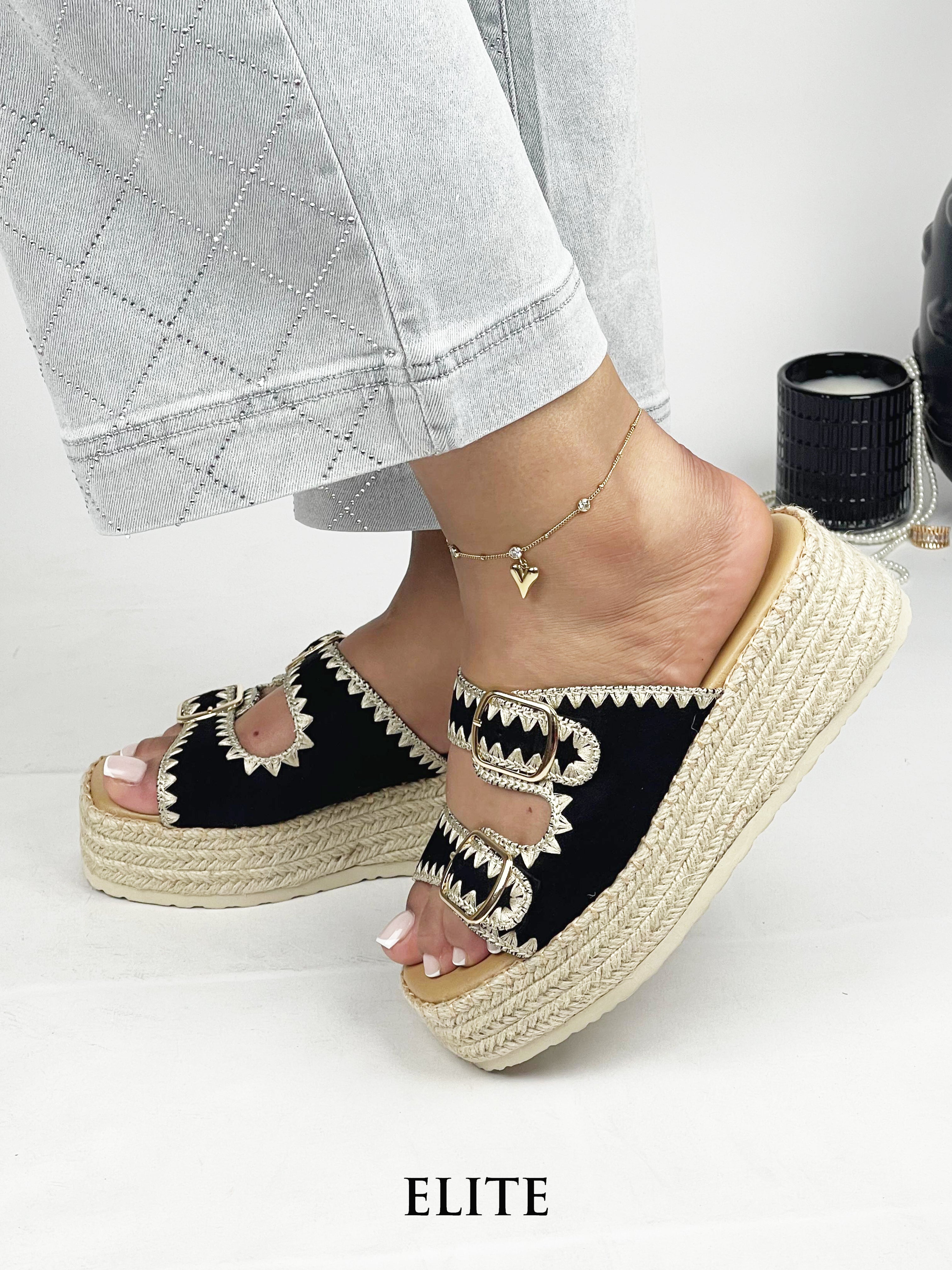 SANDALE