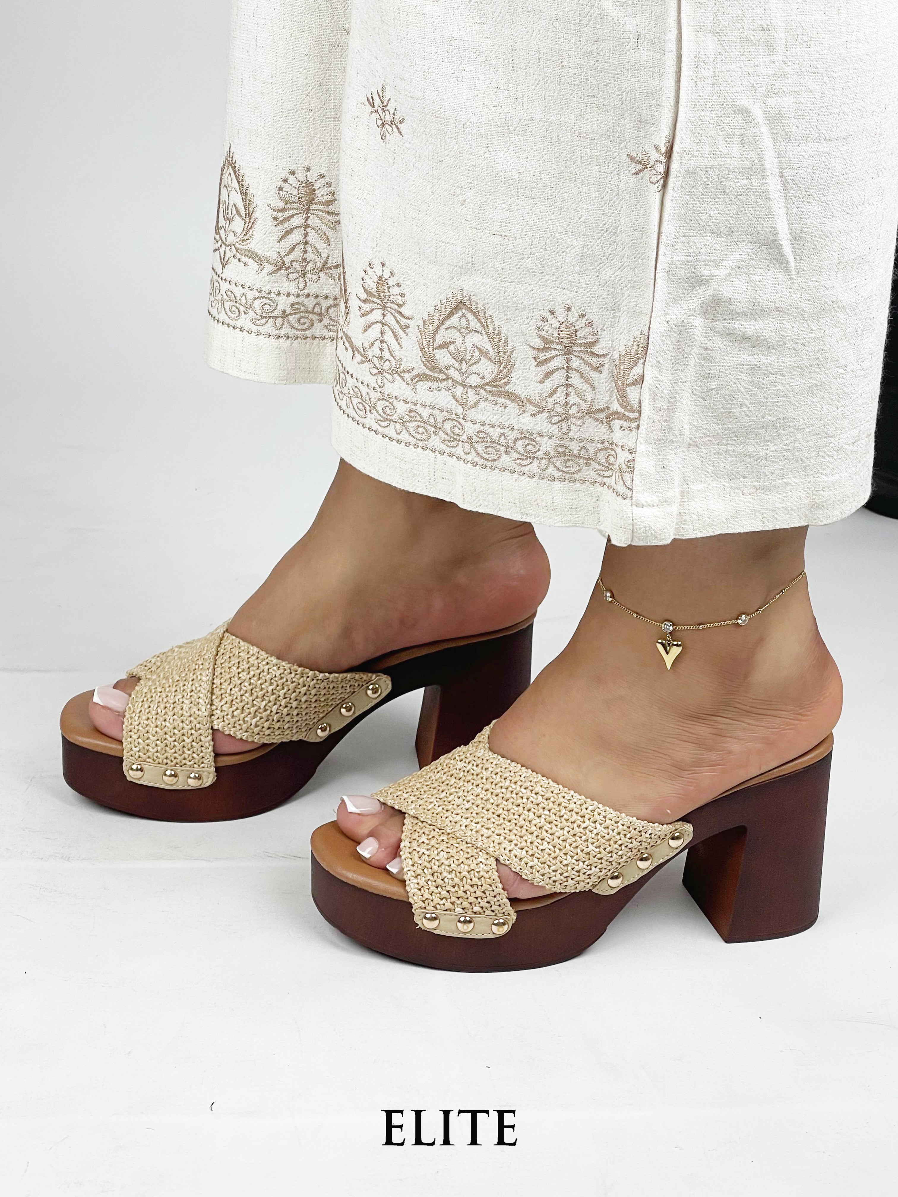SANDALE  A TALON
