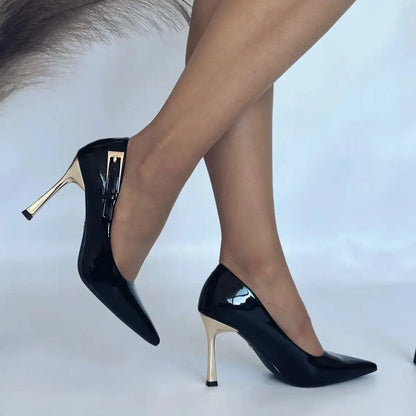 ESCARPIN A TALON HAUT DORE