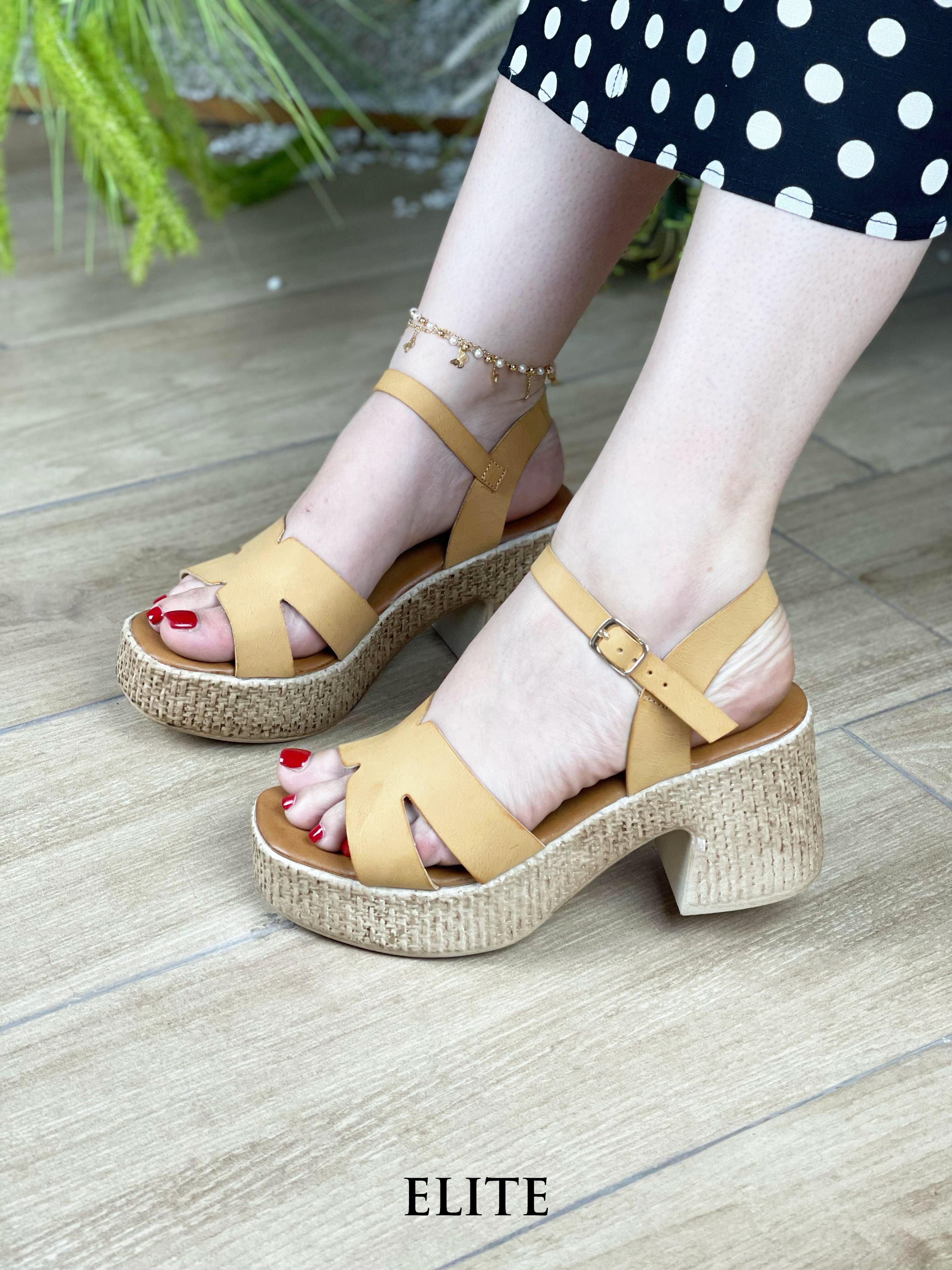 SANDALE