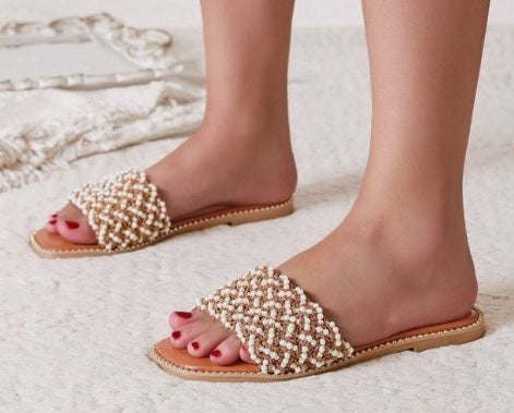 SANDALE