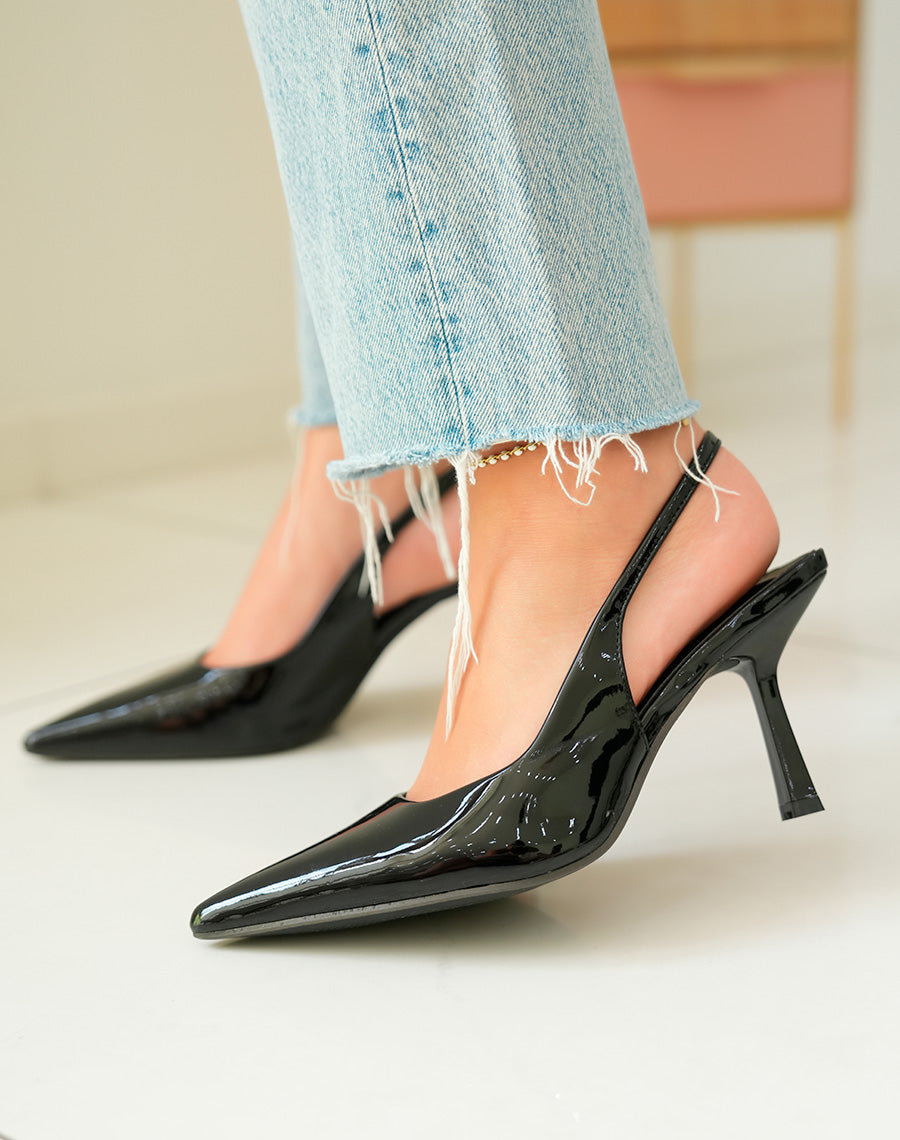 ESCARPIN BRILLANT A TALON HAUT